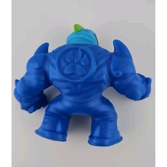 GOO JIT ZU FIGURES Lot of 7 Moose Brand Loose Figures Toys - Picture 7 of 15